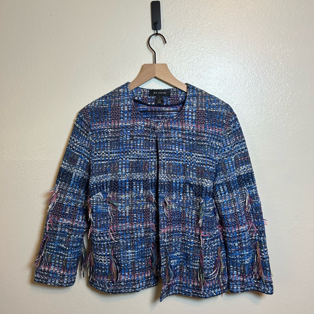 St. John Boucle Tweed Fringe Multicolor Jacket Hook‎ and Eye Closure
